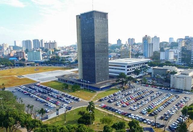 Desabamento de laje deixa um morto e dois feridos na Grande SP