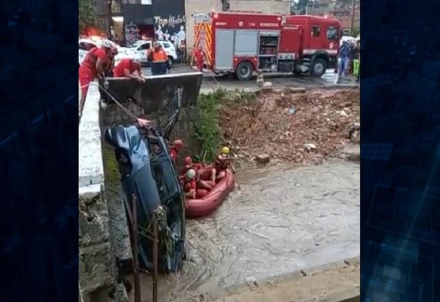 Homem morre após cair em córrego durante temporal em SP