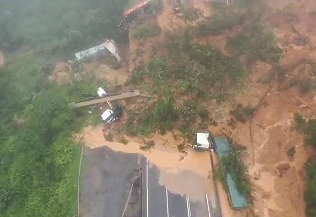 Bombeiros confirmam segunda morte causada por deslizamento na BR-376