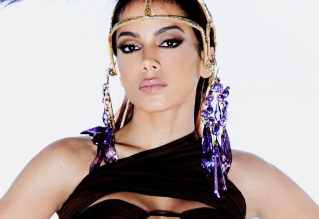 Anitta anuncia que está com mononucleose