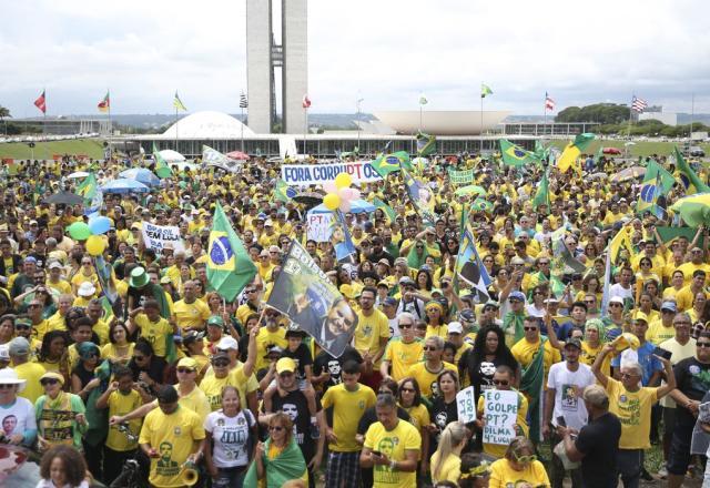 Manifestações tendem a diminuir até a posse de Lula, diz analista