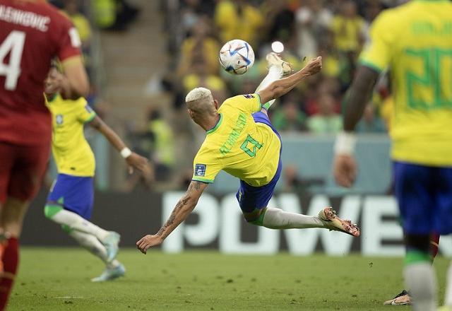 Autor do gol mais bonito da Copa, Richarlison agradece: "Momento especial"