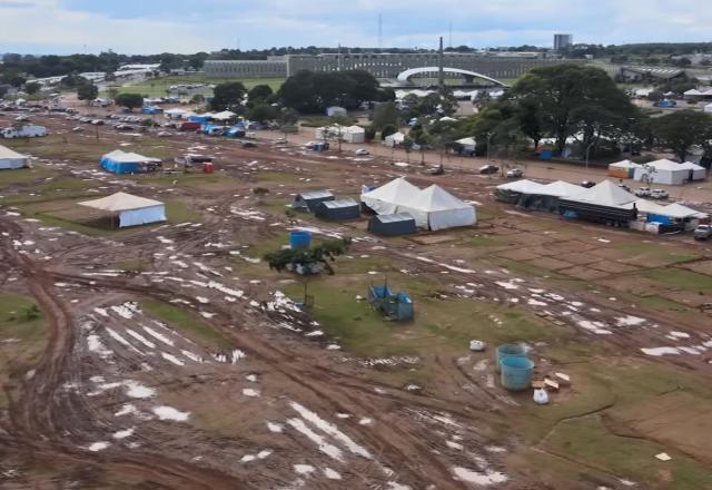 Imagens aéreas mostram como está acampamento em frente ao QG do Exército