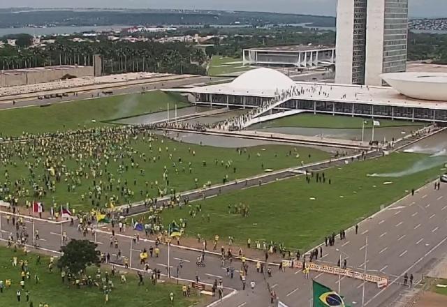 Governadores de SP, MG, RJ, RS, BA, PE e AM repudiam tentativa de golpe