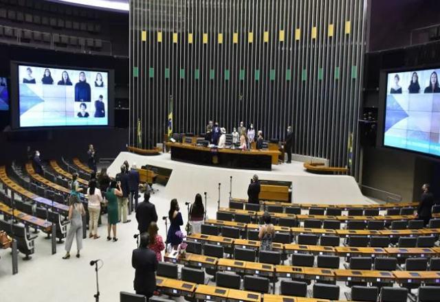 Câmara analisa decreto de intervenção federal na segurança do DF