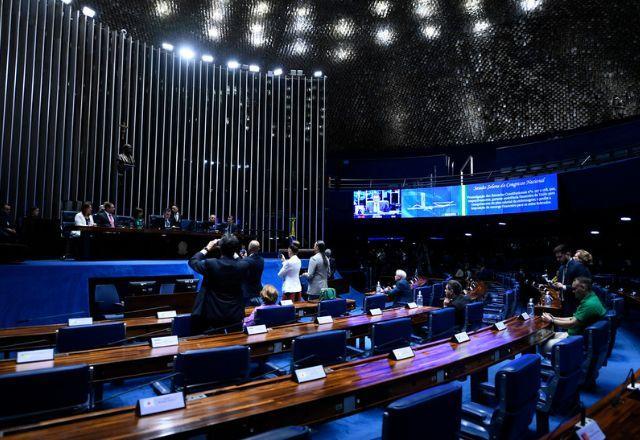 Senado aprova intervenção federal na segurança do Distrito Federal