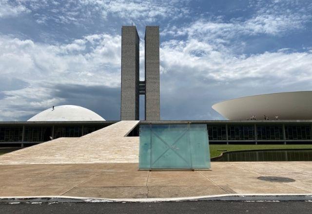 Novos vidros chegam à Câmara dos Deputados nesta sexta