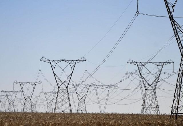 Nova queda de torre de transmissão de energia é apurada, diz ONS