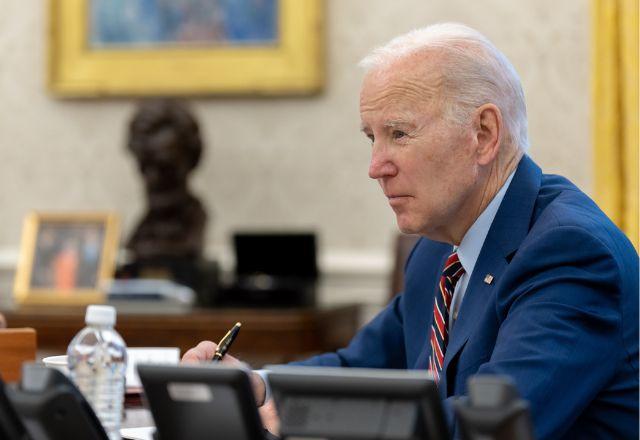 Popularidade de Biden avança lentamente e aprovação fica em 40%