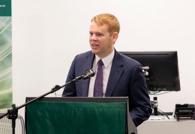 Chris Hipkins assume cargo de primeiro-ministro da Nova Zelândia