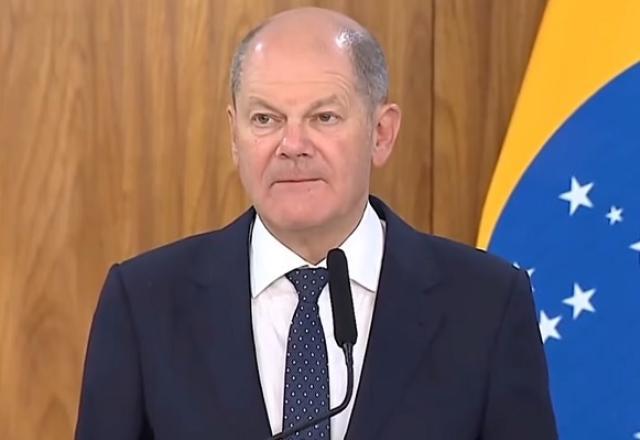 "Estamos muito felizes do Brasil estar de volta à cena mundial" afirma Scholz