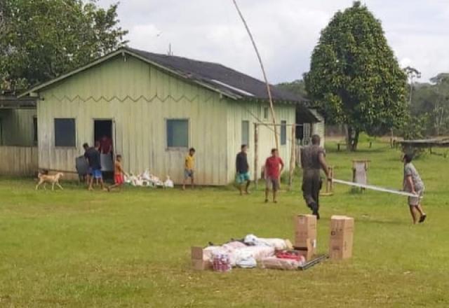 Governo instala placas de energia solar em comunidades Yanomami