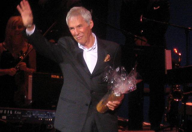 Morre, aos 94 anos, o músico Burt Bacharach