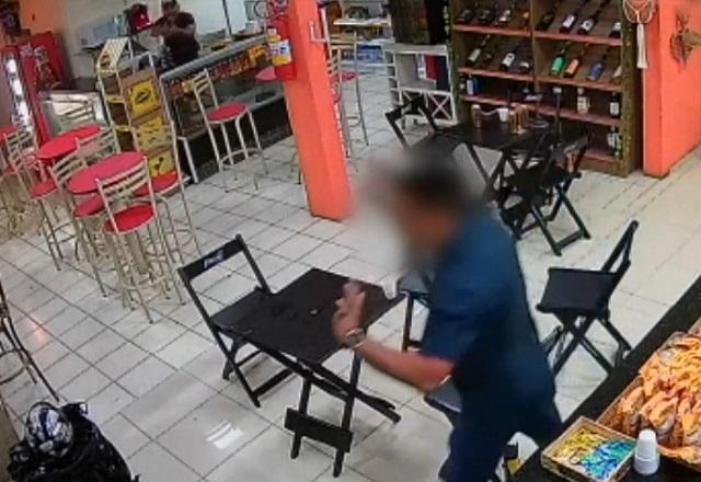 Após suposto surto, PM mata homem a tiros em posto de combustível