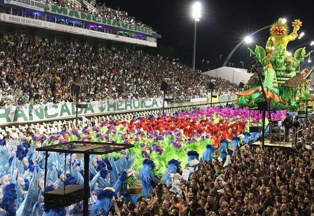 30 mil pessoas devem passar pelo Sambódromo do Anhembi a cada noite de desfiles