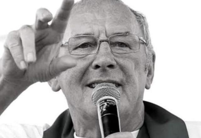 Morre Padre Jaime Crowe aos 77 anos