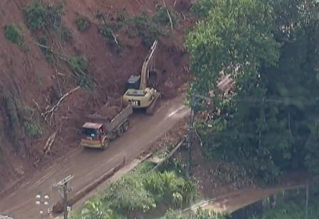 SP: trechos da rodovia Rio-Santos são liberados para o tráfego