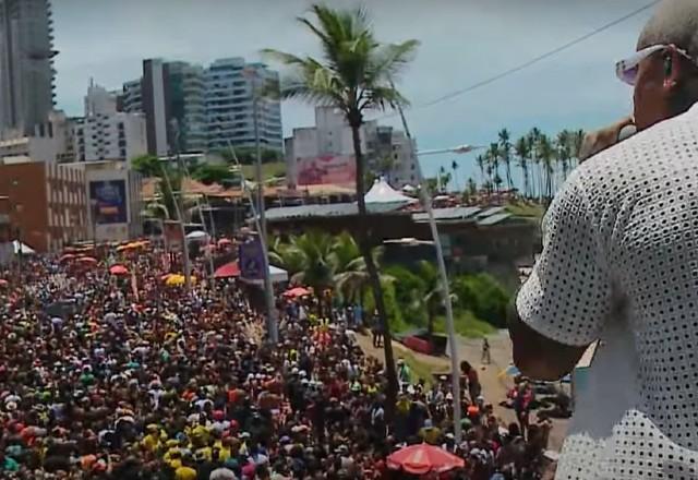 Arrastão de Quarta-Feira de Cinzas: festa encerra carnaval em Salvador