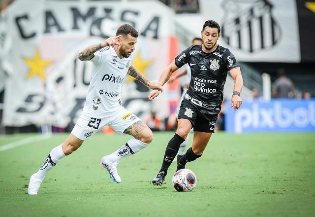 Santos busca empate contra Corinthians em clássico com polêmica de arbitragem