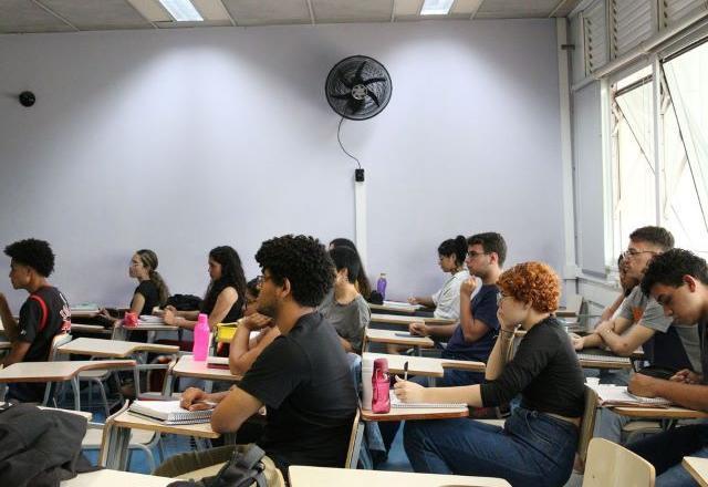 MEC abre consulta pública para avaliar sistema do Novo Ensino Médio