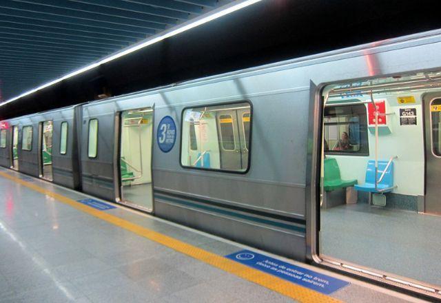 Metroviários de São Paulo podem parar na 4ª feira (15.mar)