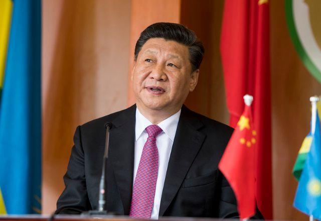 Xi Jinping deseja melhoras a Lula após cancelamento de viagem à China