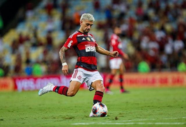 Lesionado, Arrascaeta desfalca Flamengo nas finais do Carioca e na Libertadores