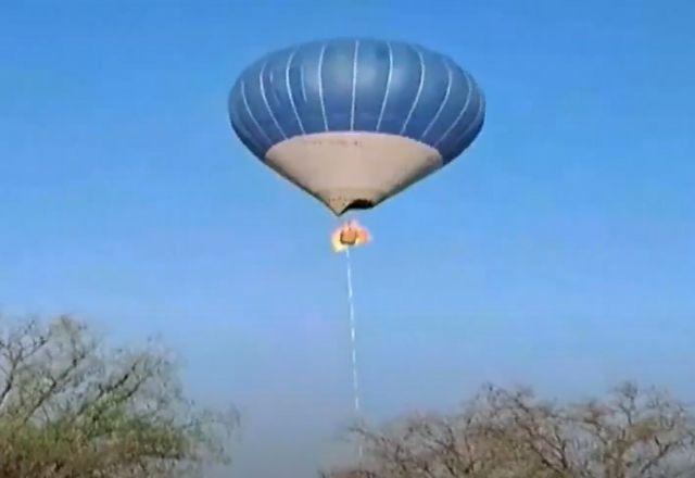 Balão cai, pega fogo e mata pais de menina de 13 anos no México