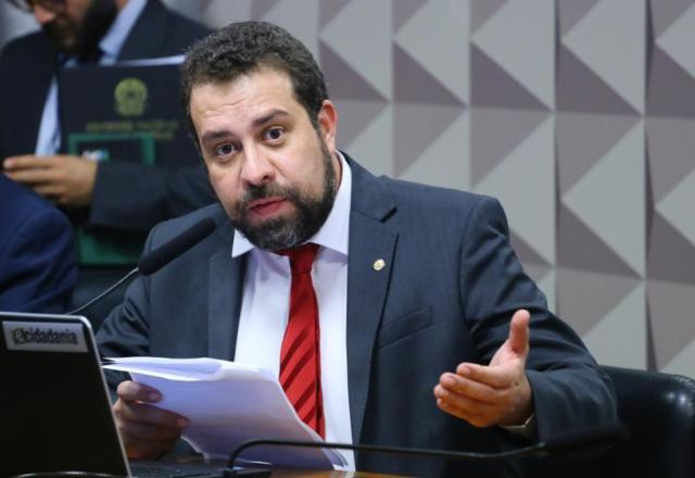 Após encontro com líderes, Boulos abre mão de MP do Minha Casa, Minha Vida