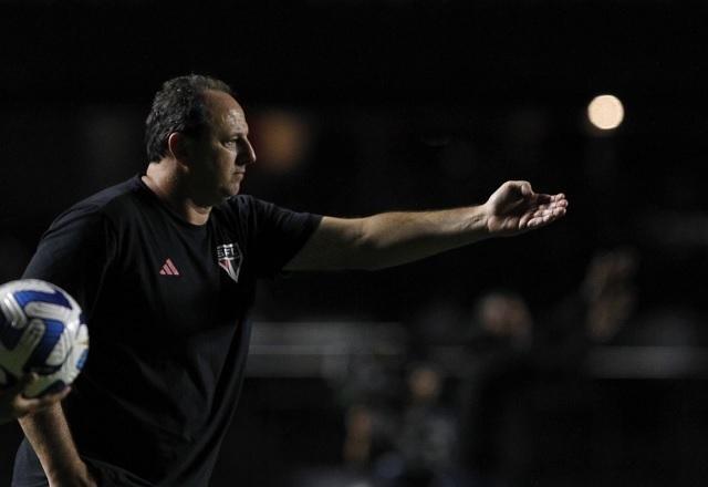 São Paulo anuncia demissão do técnico Rogério Ceni