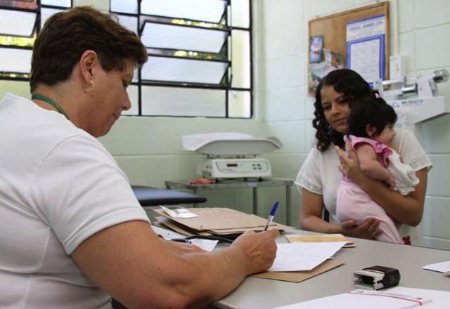 Casos de síndrome respiratória aguda crescem em 16 estados