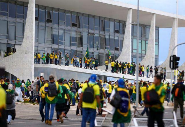 STF torna réus mais 250 acusados de participação nos atos golpistas