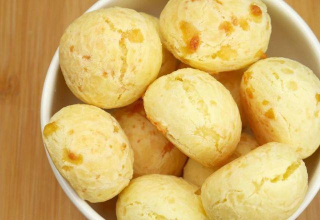 Pão de queijo é considerado 3º melhor quitute de café da manhã do mundo