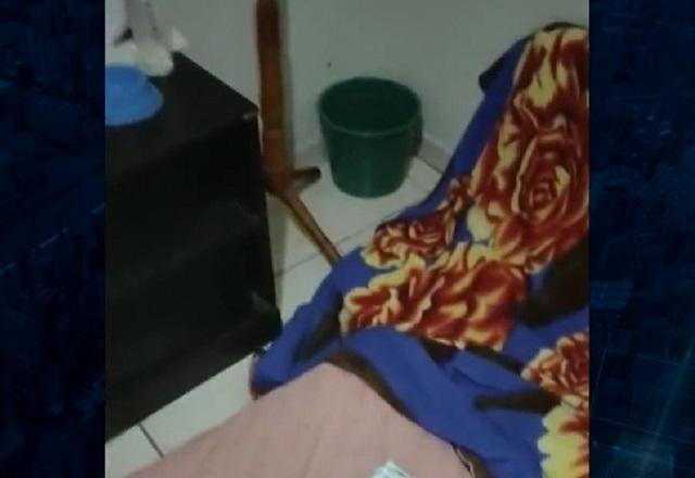 Casal faz viagem e homem tranca mulher em quarto por quatro dias