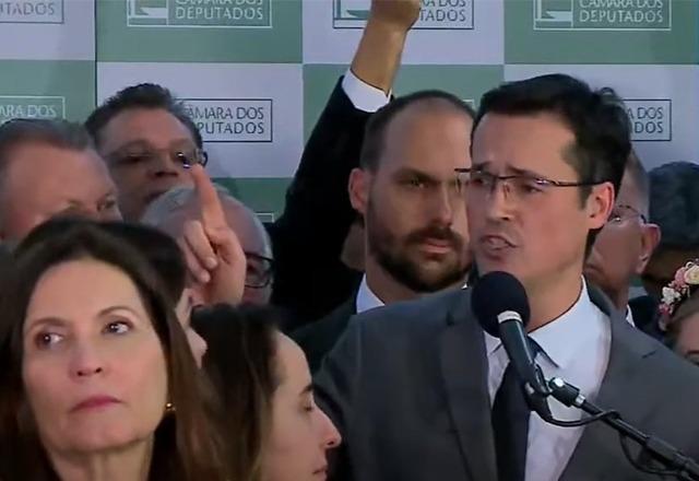 Poder Expresso: Deltan cassado; bate-boca com Haddad na Câmara e +