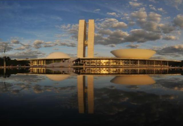 Deputados e senadores vão discutir CPIs na semana que vem