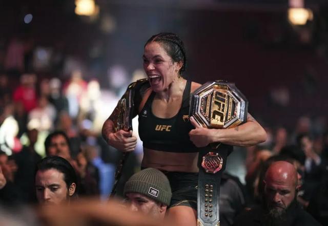 Amanda Nunes anuncia aposentadoria do MMA após defesa de cinturão