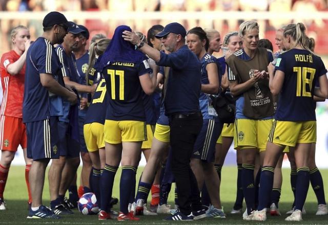 Jogadoras suecas foram forçadas a mostrar genitália na Copa de 2011