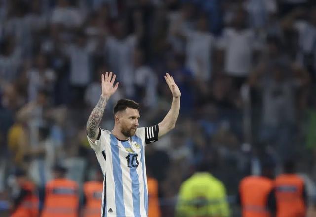 Messi faz história com gol relâmpago em amistoso da Argentina; assista!