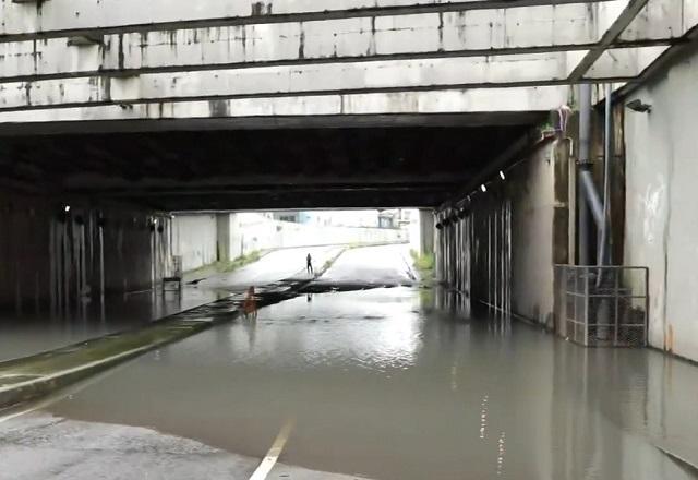 Homem é encontrado morto em túnel no Recife (PE) após chuvas