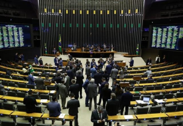 Presidente da Câmara, Arthur Lira, reúne líderes e define prioridades de votação