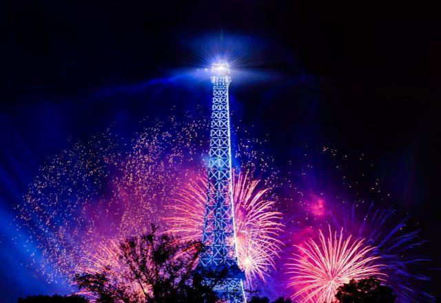 Em meio a protestos, França proíbe venda de fogos de artifícios em feriado