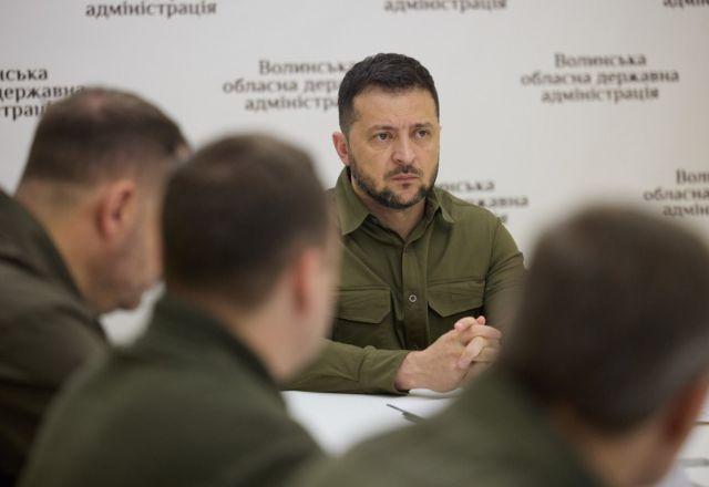 "Absurdo", diz Zelensky sobre Otan não definir data para adesão da Ucrânia