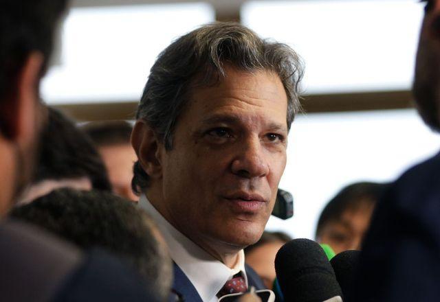 Senadores podem deixar texto da tributária mais "redondo", diz Haddad