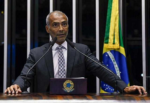 Romário é internado às pressas devido a infecção intestinal