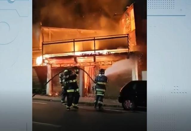 Casal em situação de rua morre após incêndio em choperia