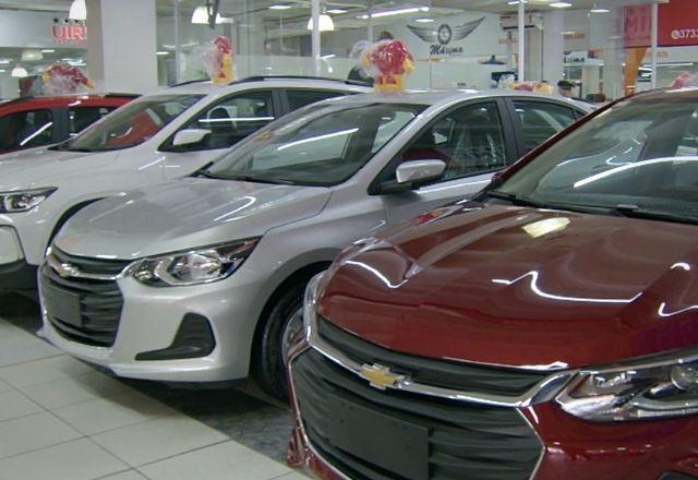 Brasil registra recorde de emplacamento de carros novos em julho