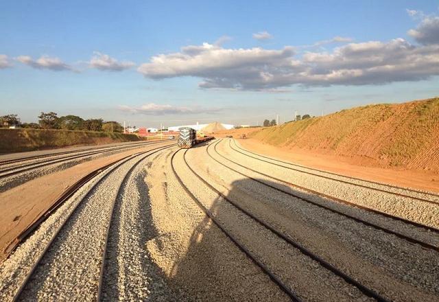 Trem de passageiros, usina nuclear e refinaria estão entre obras do Novo PAC