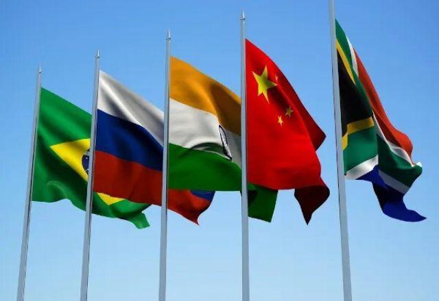 Empresários brasileiros buscam negócios em encontro dos Brics