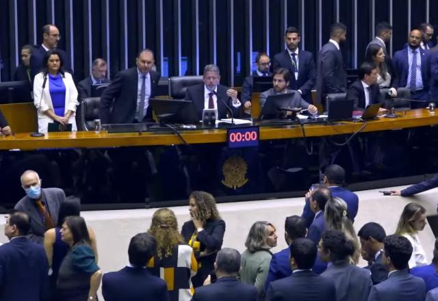 Arcabouço fiscal: deputados votam mudanças feitas pelo Senado